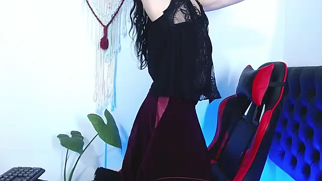 Snapshot of dearest_sabrina chatting on 12/16/25, 07:29 dearest sabrina online show from 12/16/25, 07:29