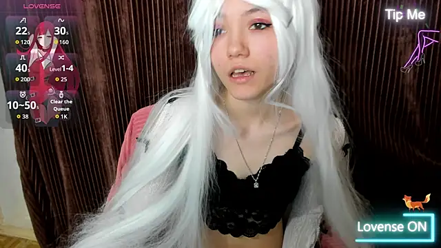 Snapshot of MissKotomissCat chatting on 11/26/25, 04:18 MissKotomissCat online show from 11/26/25, 04:18