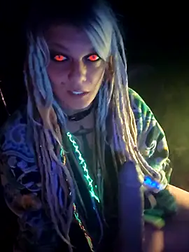 Horny hippie online show from 10/31/25, 05:15