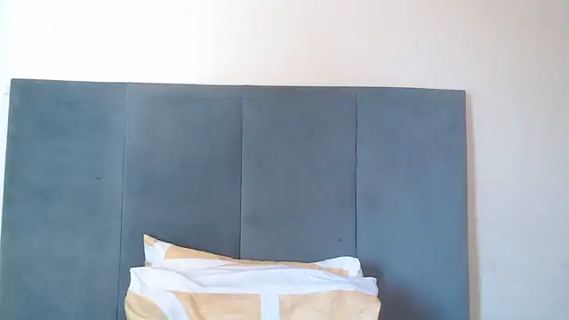 Chocolatebae86 online show from 04/01/26, 06:48