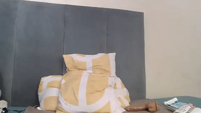 Chocolatebae86 online show from 02/04/26, 07:03