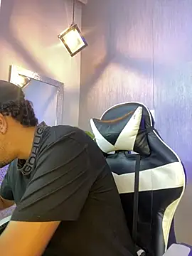 Snapshot of Brand_Collins chatting on 02/27/26, 11:21 Brand Collins online show from 02/27/26, 11:21