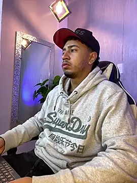 Snapshot of Brand_Collins chatting on 02/28/26, 11:43 Brand Collins online show from 02/28/26, 11:43