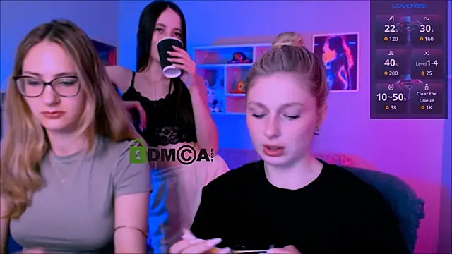 mary meow hot online show from 05/13/26, 07:32