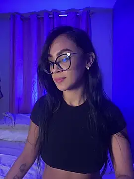 Klohewilliams  online show from 01/14/26, 01:53