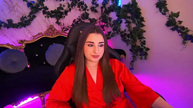 Snapshot of NaomiBaae chatting on 12/01/25, 02:18 NaomiBaae online show from 12/01/25, 02:18