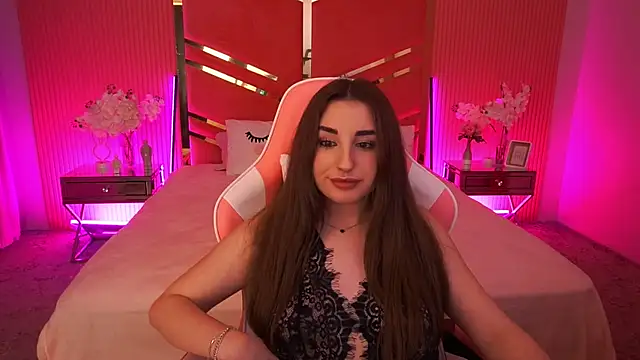 Snapshot of NaomiBaae chatting on 11/28/25, 03:01 NaomiBaae online show from 11/28/25, 03:01