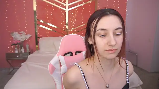 RoxieRay online show from 03/10/26, 01:04