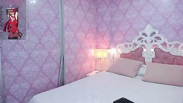 sarah sluty online show from 04/09/26, 02:24