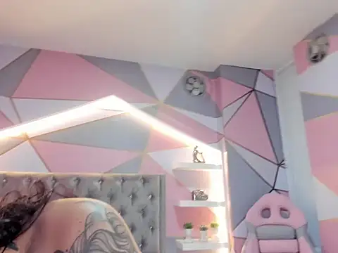 sarah sluty online show from 12/03/25, 02:23