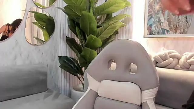 sarah sluty online show from 03/27/26, 08:26