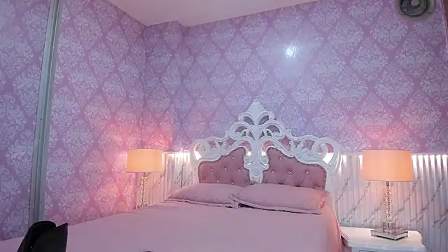 sarah sluty online show from 04/16/26, 02:23