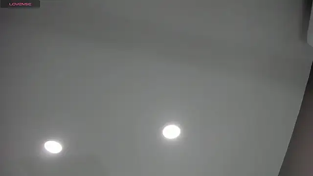 Snapshot of ninacrave_ chatting on 01/14/26, 02:48 ninacrave online show from 01/14/26, 02:48