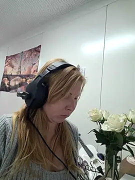 JenyJansy online show from 12/18/25, 08:34