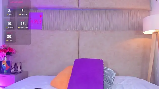 Snapshot of gabyfoster_ chatting on 12/01/25, 11:55 gabyfoster online show from 12/01/25, 11:55