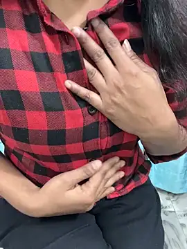 Juliekhan 98 online show from 11/29/25, 08:36