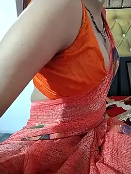 RASHMI SHARMA9 online show from 04/30/26, 04:03