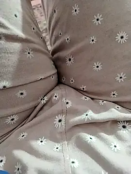 RASHMI SHARMA9 online show from 03/09/26, 02:31