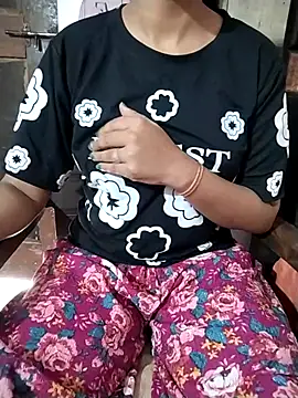 RASHMI SHARMA9 online show from 03/25/26, 06:13