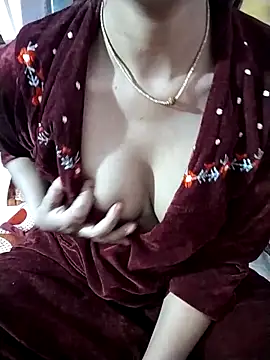 RASHMI SHARMA9 online show from 01/16/26, 05:28