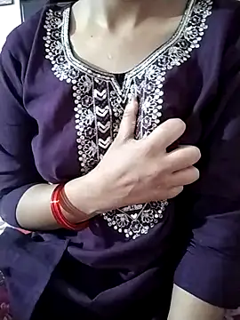 RASHMI SHARMA9 online show from 04/07/26, 05:20