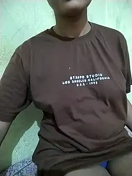 RASHMI SHARMA9 online show from 04/16/26, 05:08