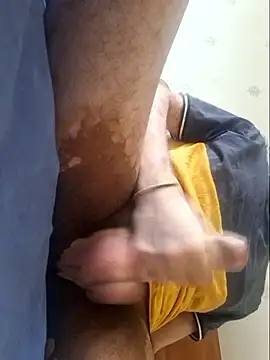 Snapshot of Frache12 chatting on 03/03/26, 11:39 Frache12 online show from 03/03/26, 11:39