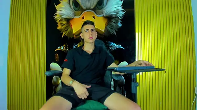 twink scott  online show from 12/23/25, 05:07