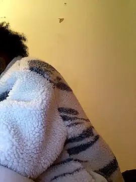    Hannah    online show from 01/10/26, 02:18