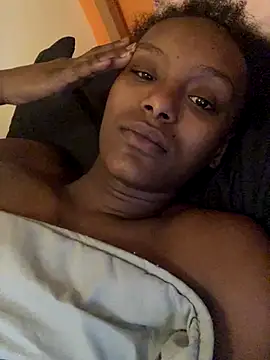    Hannah    online show from 12/16/25, 05:55