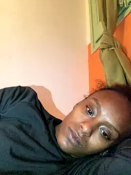    Hannah    online show from 12/04/25, 06:01