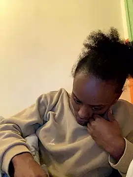    Hannah    online show from 01/09/26, 02:51