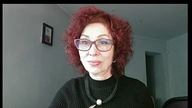Kelly Flurr online show from 05/01/26, 02:11