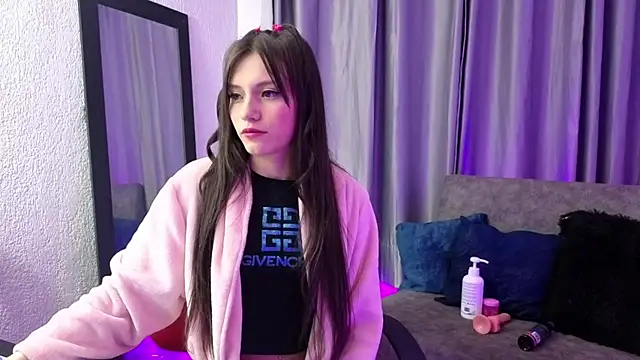 TiinaJonus  online show from 04/06/26, 04:46