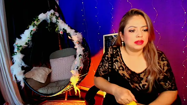 Anto Thompson online show from 12/23/25, 02:44