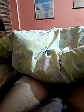 happy - online show from 11/30/25, 03:35