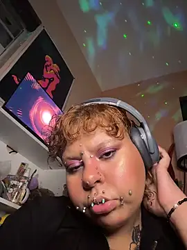 poisonvuitton online show from 05/25/26, 04:56