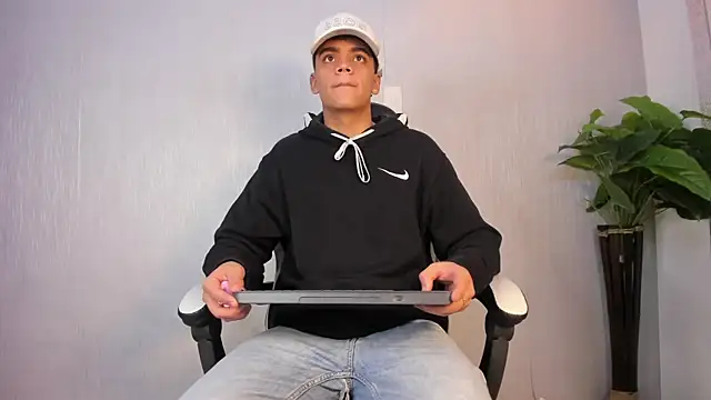 Isaac Collins  online show from 01/10/26, 11:49