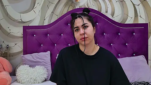 Snapshot of MegaBoobsDeee chatting on 03/03/26, 05:36 MegaBoobsDeee online show from 03/03/26, 05:36