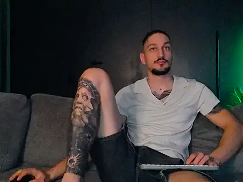 huntingod online show from 11/29/25, 03:39