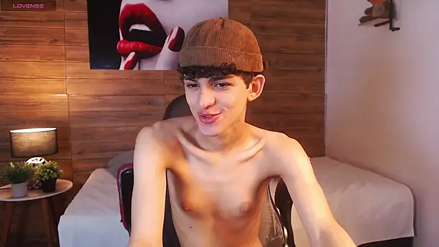 Michaelkoiv online show from 04/04/26, 12:34