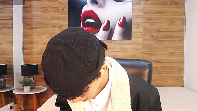 Snapshot of Michaelkoiv chatting on 02/15/26, 11:53 Michaelkoiv online show from 02/15/26, 11:53