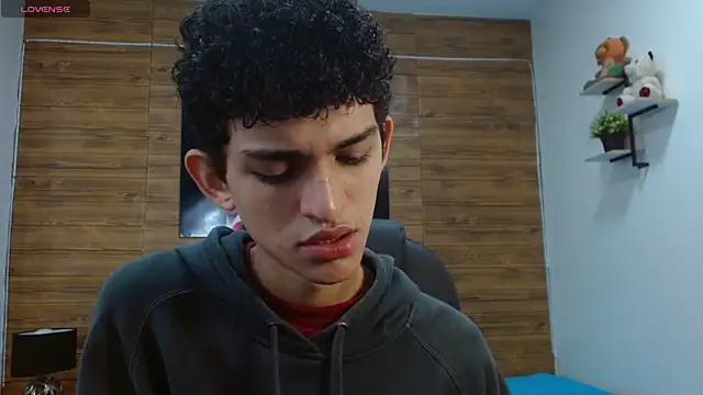 Snapshot of Michaelkoiv chatting on 12/03/25, 12:15 Michaelkoiv online show from 12/03/25, 12:15