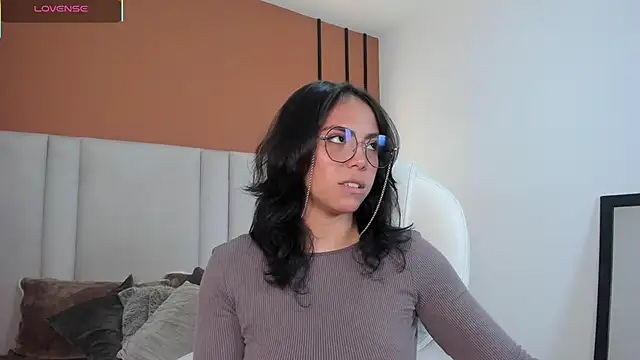 Scarlett musik online show from 01/18/26, 05:11