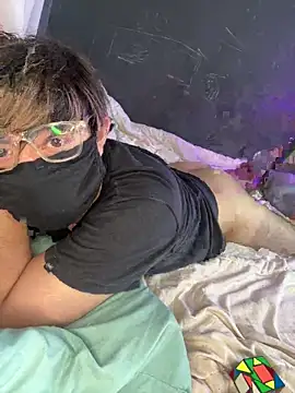 taehyun10 online show from 12/04/25, 02:10