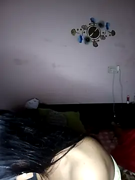 Snapshot of your-Mia07 chatting on 12/15/25, 09:53 your-Mia07 online show from 12/15/25, 09:53