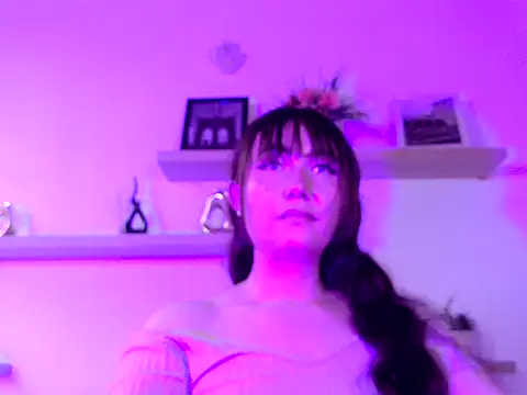 tiffanyrose03 online show from 01/08/26, 08:48