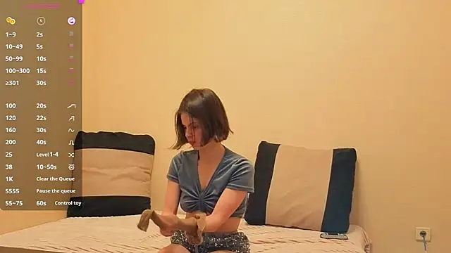 AlexaLurexx online show from 02/04/26, 02:12