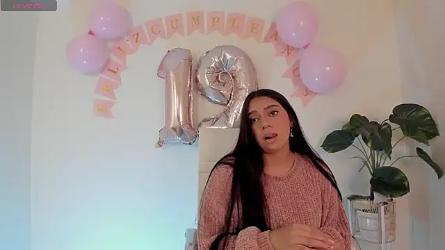 luna cute   online show from 02/23/26, 07:47