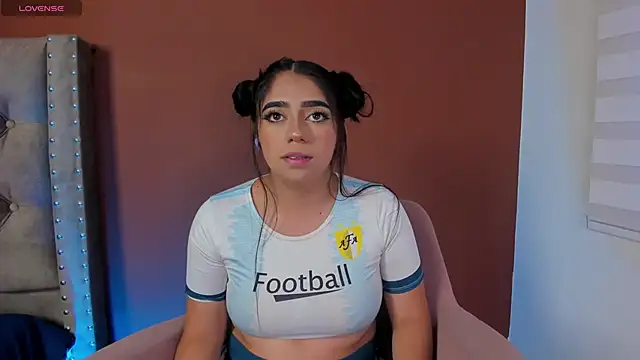 luna cute   online show from 03/21/26, 08:57